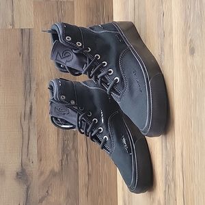 Converse High Top Brand new.